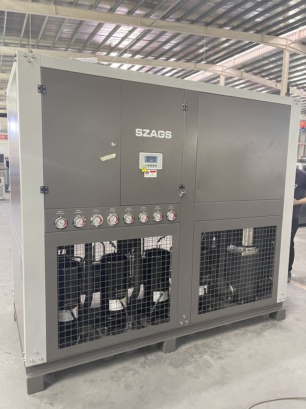 ประสิทธิภาพสูง 40HP อุตสาหกรรมเครื่องเย็นน้ําเย็น 130 KW รวมเครื่องเย็นน้ําเย็นสําหรับเครื่องฉีด