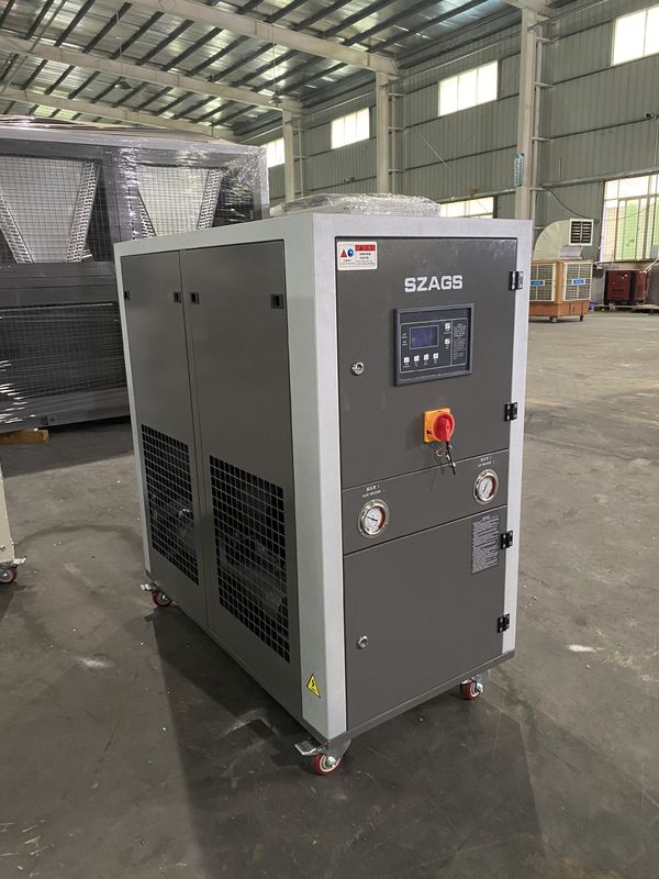 เครื่องทําความเย็นด้วยน้ําขนาดเล็ก 6 ตัน เครื่องทําความเย็นรวดเร็ว 19kW ความจุในการทําความเย็น 24/7 ติดตามทางไกล เครื่องทําความเย็นที่เป็นมิตรต่อสิ่งแวดล้อม